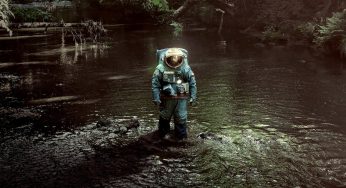 Spaceman (Bir Astronotun Sonsuz Yolculuğu) Filmi Konusu ve Oyuncu Kadrosu